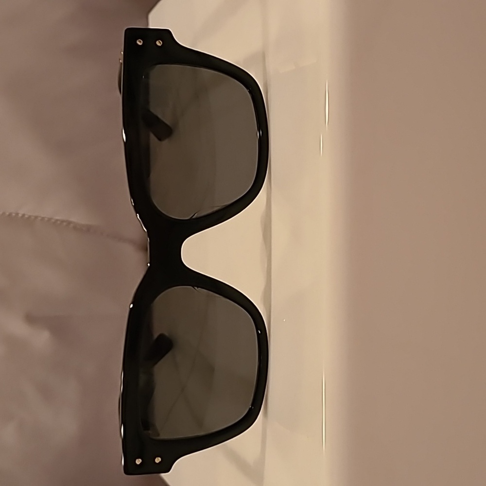 Versace Black Sunglasses brand new in the box - Picture 4 of 14